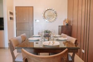 Elegant Living in the City