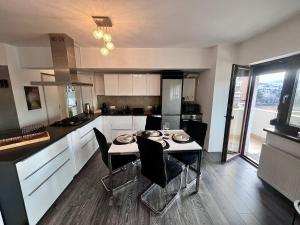 FLH Best View Ultracentral, Parking, Balcony, 5 Guests
