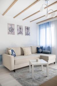 Kapitański by Go Apart