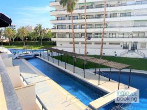 Montecarlo Salou, piscina y céntrico