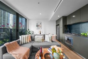 Imagine Marco 1 Bedroom 2 Beds apartment With a Pool Cinema Gym near CBD, Crown Casino & Exhibition centre