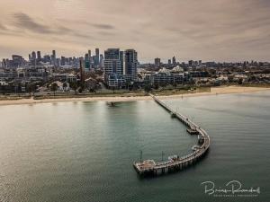 Imagine Marco 1 Bedroom 2 Beds apartment With a Pool Cinema Gym near CBD, Crown Casino & Exhibition centre