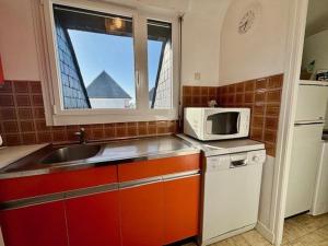 Quiberon - 2 Pièces + Mezzanine avec 2 Balcons, Parking, Près de la Mer - FR-1-478-125