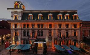 Hotel London 1889 & Casino