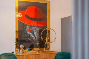 Lux House - free park- WiFi - Sea View - São Roque