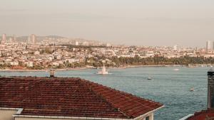 Bosphorus View Oasis 3 BR- 2 BA APARTMENT
