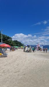 Apt Noble Area Canasvieiras 1 block from the beach