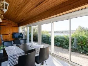 Pavillon 2 pièces mezzanine, 5 pers, WIFI, animaux admis - FR-1-409-40 - Gruissan