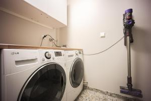 Villa Raikka - 3BDR - Sauna - Wi-Fi - Private Parking