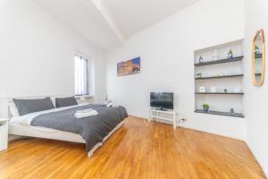 Casilina Ares Apartment