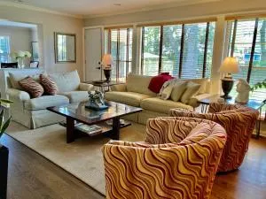 Bright & Spacious 3 bdrm Wilmette home - Wilmette