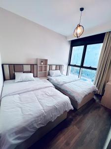 ابراج زيد ويست