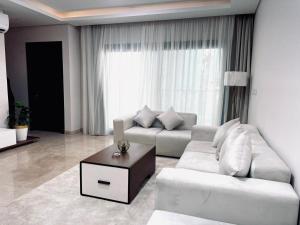 ابراج زيد ويست