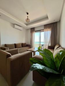 apartment facing the sea