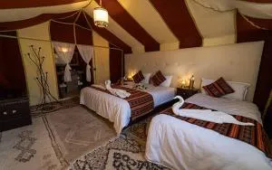 Luxury Desert camp & Activities - Merdoni
