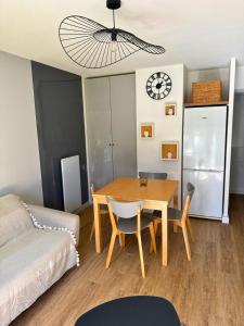Appartements L-Eclat Terrasse - Piscine - Tennis : photos des chambres