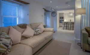 Calebs Cottage- Solva harbour