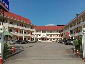 โรงแรม เอสซี พาเลซ เชียงราย - SC Palace Chiangrai Hotel - Ban Pu Khai