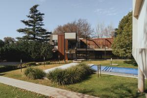 La Urumpta Hotel, AKEN MIND