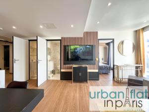 Urban Flat 128 - Art Rock 4BDR Flat near Champs-Elysees