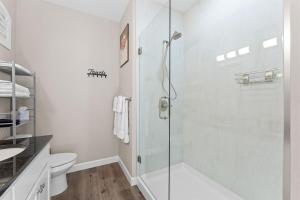 Spring Special No Dog Fee New Listing No Steps King Beds