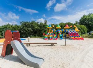 Campings Camping Les Truffieres de Dordogne - Maeva : photos des chambres