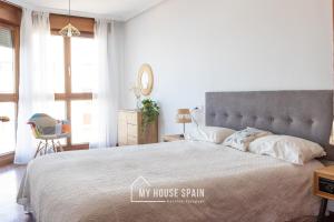 MyHouseSpain - Playa de poniente, con vistas al mar y parking gratuito