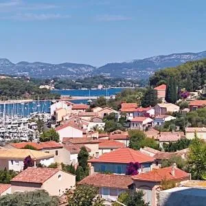 La pinede a 1km de la plage - 土伦