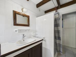 Charmante maison en pierre - vue sur locéan