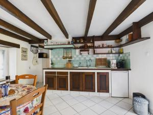 Charmante maison en pierre - vue sur locéan