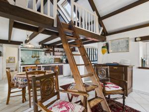 Charmante maison en pierre - vue sur locéan