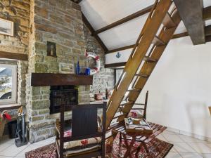 Charmante maison en pierre - vue sur locéan