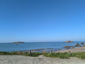 Campings Chalet dans domaine avec piscine : photos des chambres