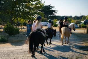 Campings Camping La Pointe Saint-Gildas - Maeva : photos des chambres