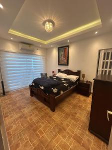 CabaƱa Vero con aire acondicionado, piscina y BBQ