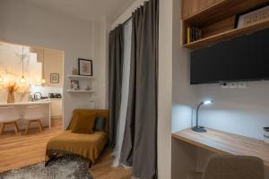 "The Loft" in Athens Heart 1