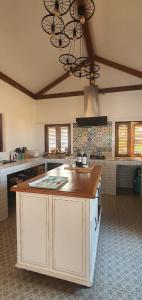 Dylan Beach House Kuiburi