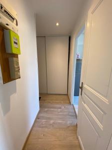 Appartements Studio lumineux au bord du Canal de l-ourcq : photos des chambres