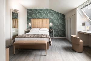 Suite with Spa Access - Attic room in LHP Hotel Montecatini Palace & SPA