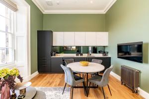 Dragon Suites Luxury Apartments at 8 Albyn Place