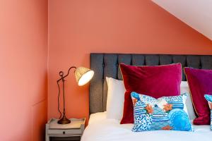 Dragon Suites Luxury Apartments at 8 Albyn Place