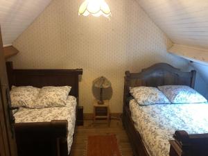 Maisons de vacances Rustic Forest House, Barbizon : photos des chambres