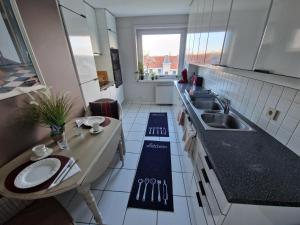 Very large duplex 4-bedroom apartment less than 5 minutes from the sea! T46