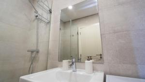 Portas do Sol Stylish Apt