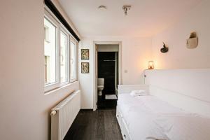 Unbeatable Location Explore Ghent on Foot!