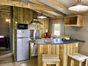 Campings Flower Camping Les Biches : photos des chambres