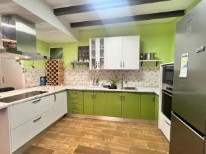 Refugio entre Montaña y Mar