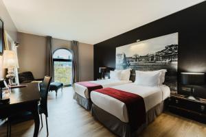 Deluxe Room room in Fontecruz Lisboa Autograph Collection