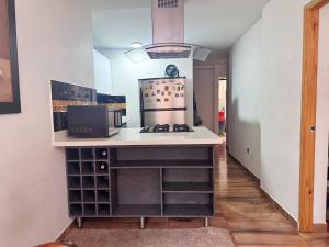 Apartamento en Belen cerca a Laureles, wifi, Balcon y Patio