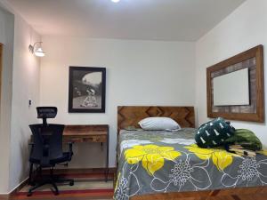 Apartamento en Belen cerca a Laureles, wifi, Balcon y Patio
